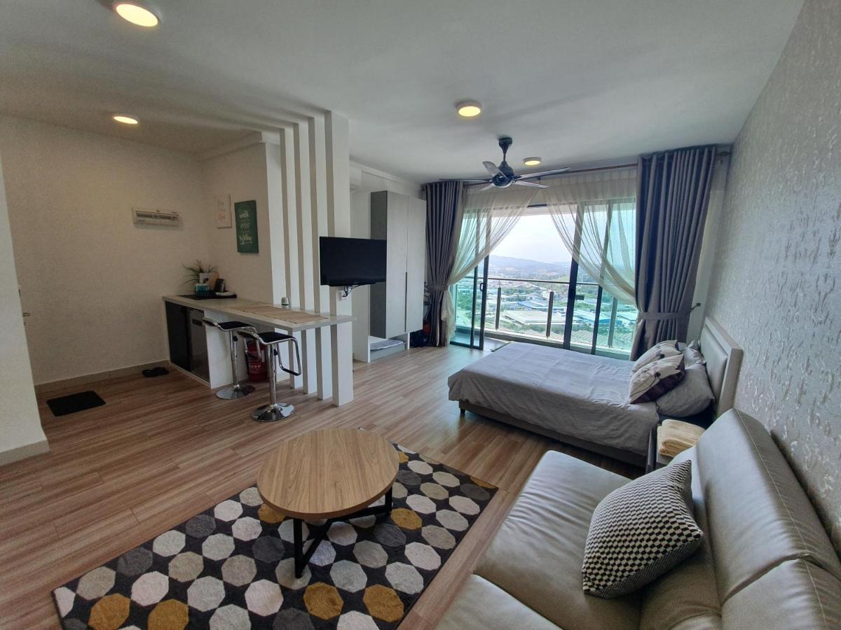 Mhb 30 Sulte Evo Soho Bandar Baru Bangi Free Netflix And Wifi Apartment ภายนอก รูปภาพ