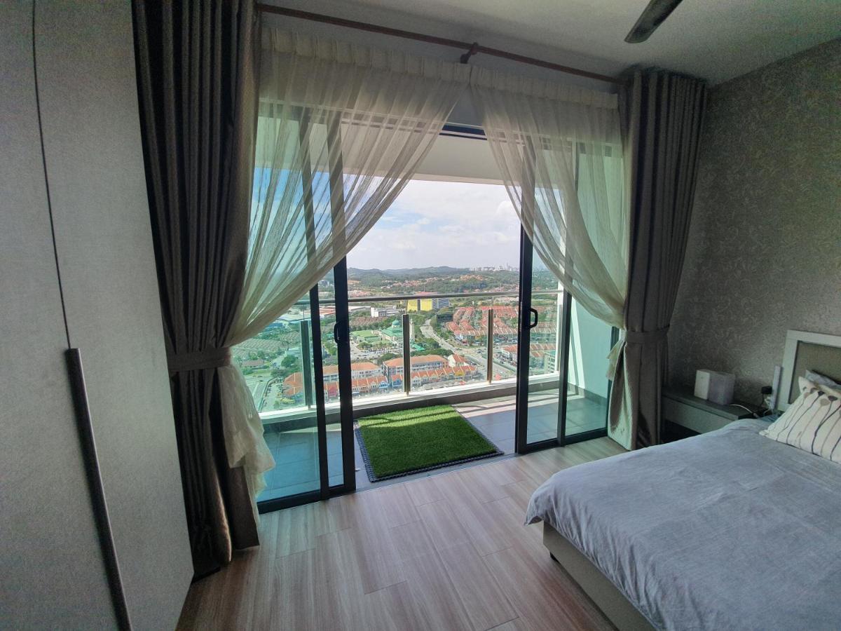Mhb 30 Sulte Evo Soho Bandar Baru Bangi Free Netflix And Wifi Apartment ภายนอก รูปภาพ